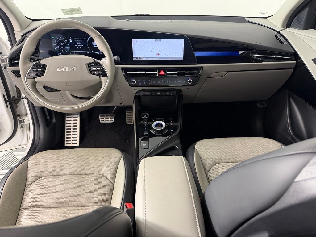 Used 2023 Kia Niro Wave FWD image 12