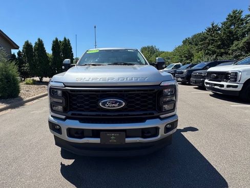 Used 2023 Ford F250 Lariat w/ Lariat Ultimate Package AWD/4WD image 3