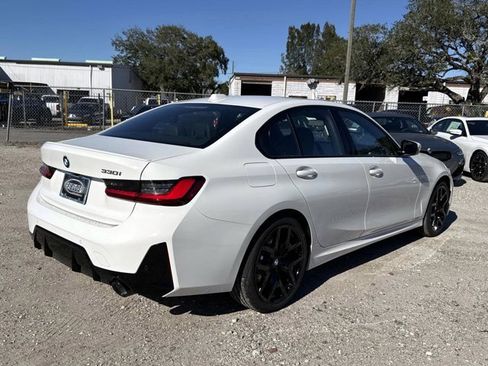New 2026 BMW 330i Sedan w/ M Sport Package RWD image 3