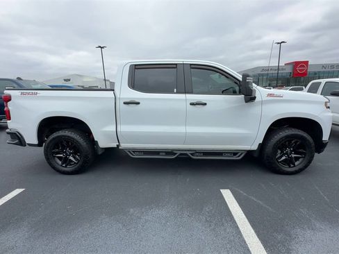 Used 2021 Chevrolet Silverado 1500 LT Trail Boss w/ Bed Protection Package image 9