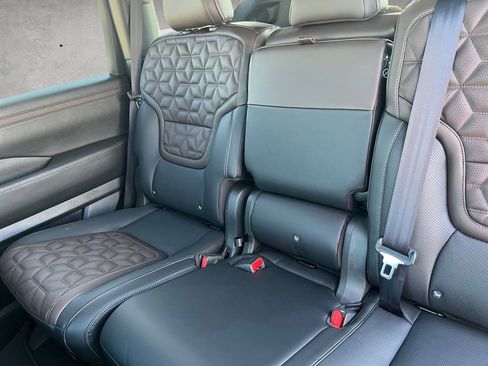 New 2026 Nissan Armada Platinum image 22