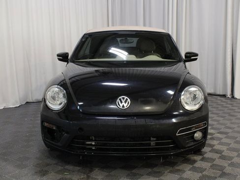 Used 2015 Volkswagen Beetle R-Line image 30