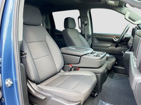 Used 2024 Chevrolet Silverado 1500 LT image 27