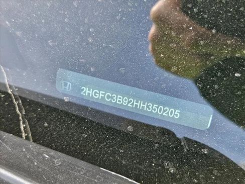 Used 2017 Honda Civic Touring image 15