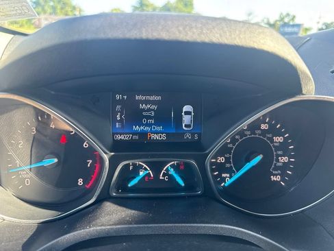 Used 2018 Ford Escape Titanium FWD image 20