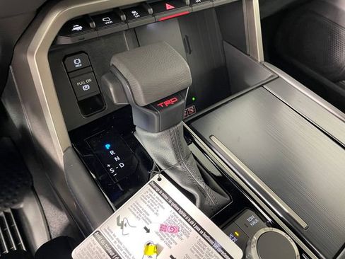 New 2026 Toyota Tundra Platinum w/ TRD Off-Road Package AWD/4WD image 4