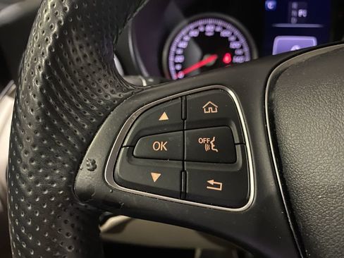 Used 2016 Mercedes-Benz GLC 300 image 23