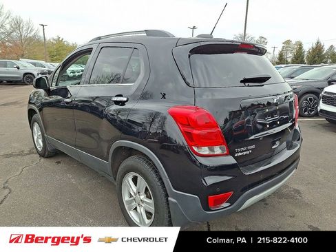 Certified 2020 Chevrolet Trax LT w/ Driver Confidence Package image 8