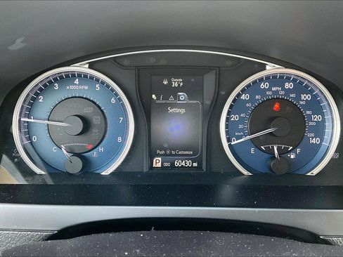 Used 2016 Toyota Camry LE image 19