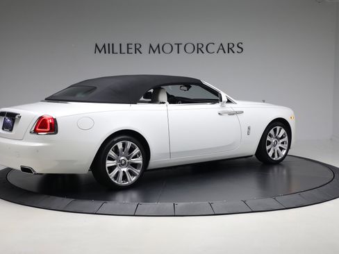 Certified 2018 Rolls-Royce Dawn image 23