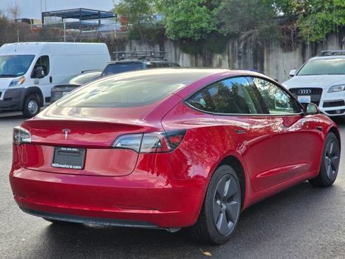 Used 2023 Tesla Model 3 Standard Range image 8