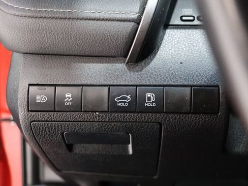 Used 2019 Toyota Camry SE FWD image 20
