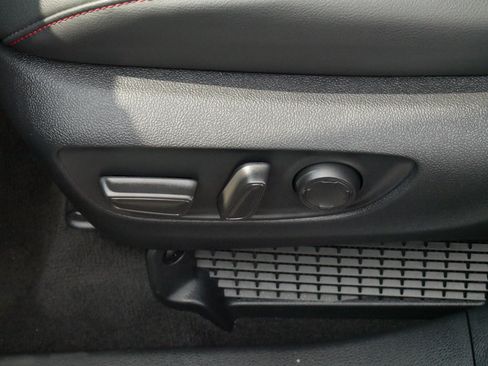 Certified 2026 Toyota Sienna XSE FWD image 20