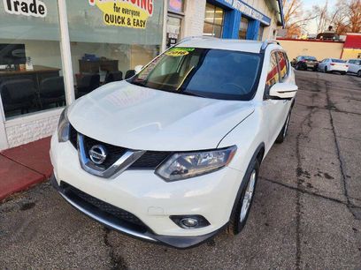 Used 2016 Nissan Rogue SV w/ SV Premium Package