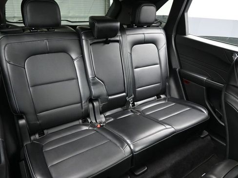 Used 2024 Ford Escape Platinum image 30