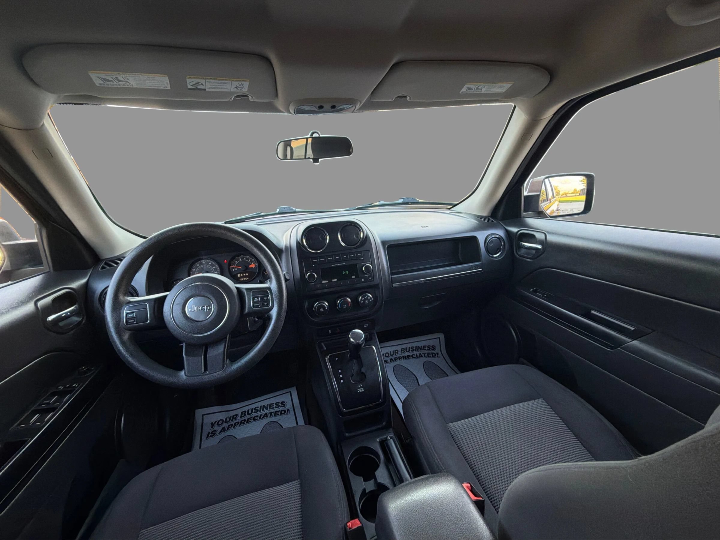 Used 2015 Jeep Patriot Sport w/ Power Value Group FWD image 28