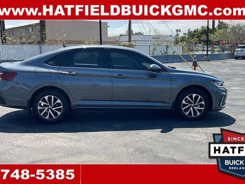 Used 2025 Volkswagen Jetta S FWD image 6