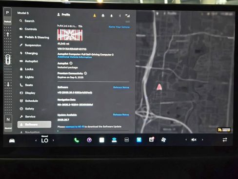 Used 2021 Tesla Model S Plaid image 20