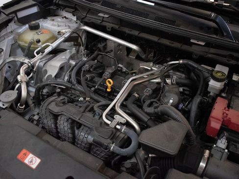 Used 2024 Mitsubishi Outlander ES image 10