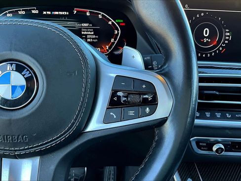 Used 2021 BMW X5 M50i w/ Executive Package image 43