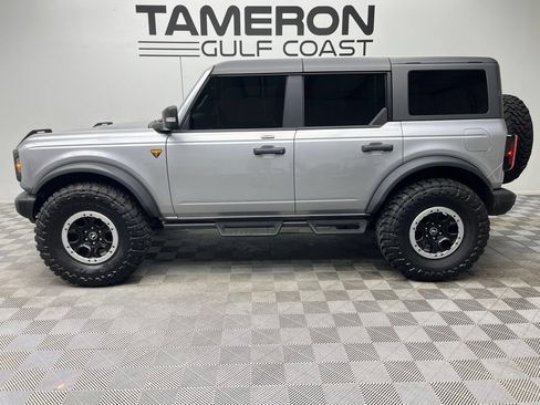 Used 2023 Ford Bronco Badlands AWD/4WD image 6