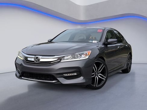 Used 2017 Honda Accord Sport Special Edition image 2