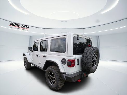 New 2026 Jeep Wrangler Unlimited Rubicon w/ Safety Group image 5