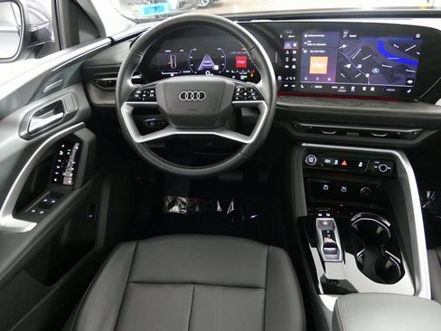 Certified 2025 Audi Q5 Premium Plus w/ Premium Plus image 27