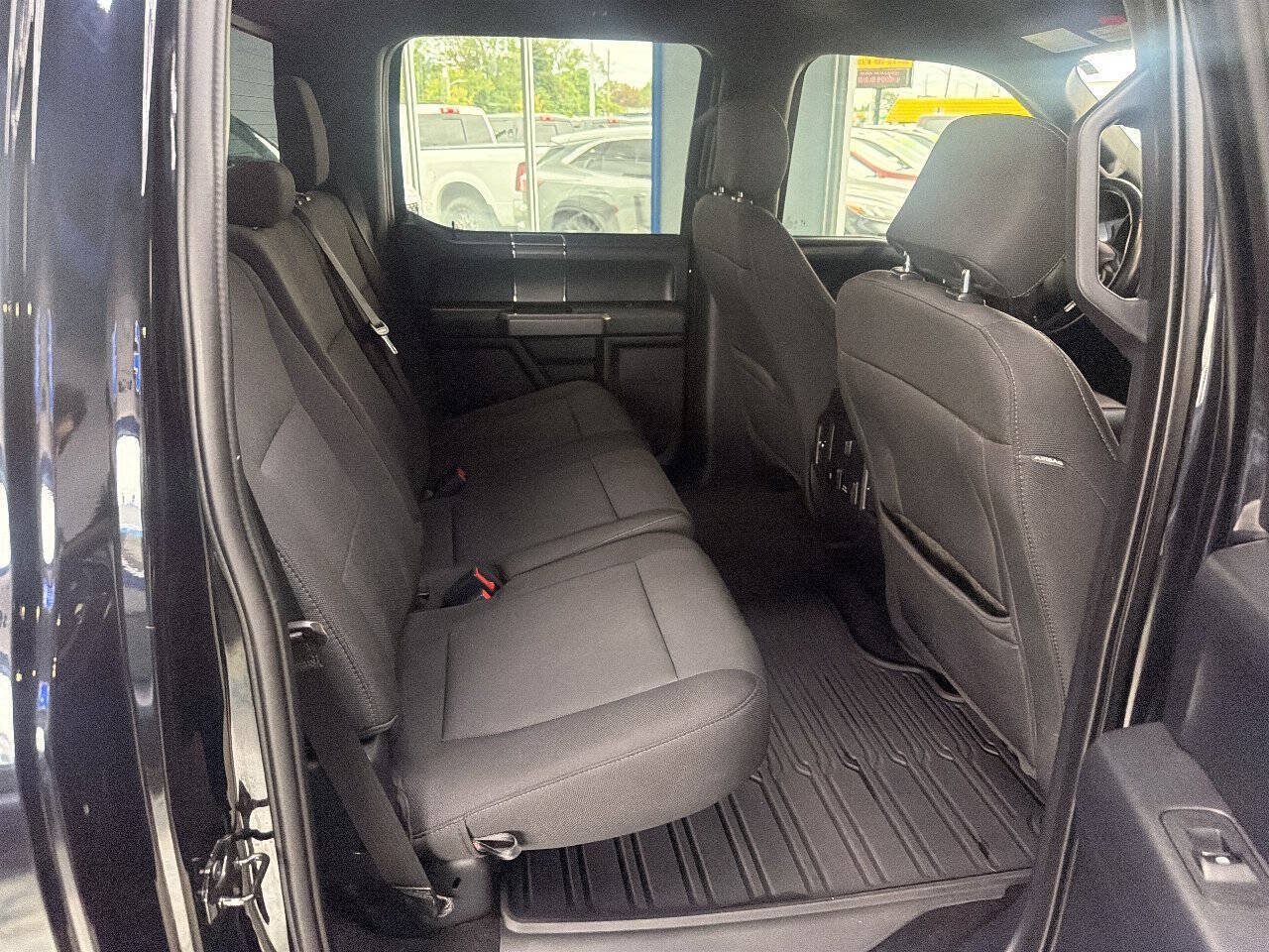 Used 2020 Ford F150 XLT w/ Equipment Group 302A Luxury AWD/4WD image 18