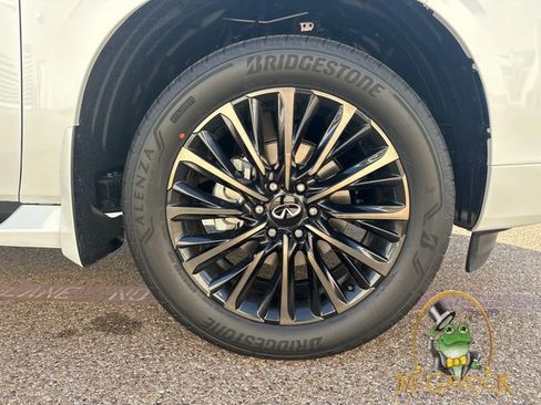 Used 2026 INFINITI QX80 Autograph w/ Premium Cargo Package image 11