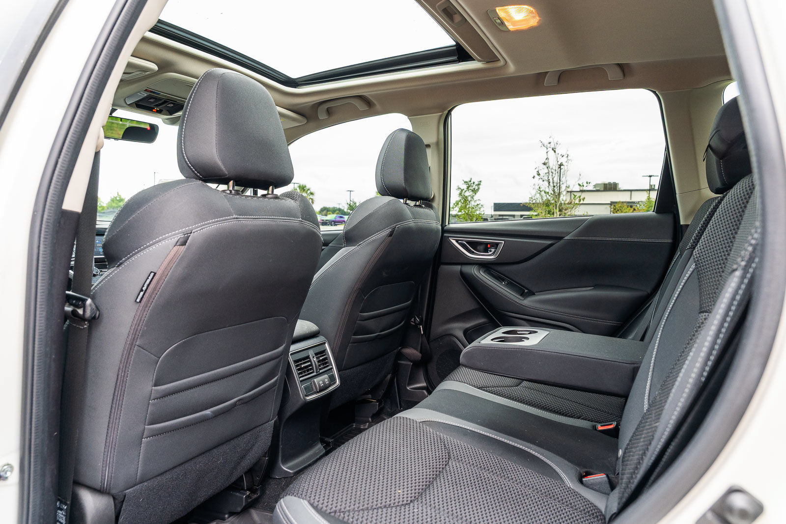 Used 2019 Subaru Forester Premium AWD/4WD image 17
