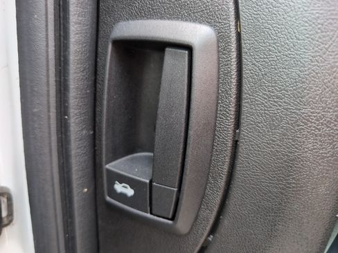 Used 2022 RAM ProMaster 2500 w/ Convenience Group FWD image 34