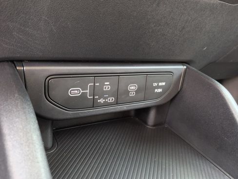 Used 2025 Kia K4 FWD image 26