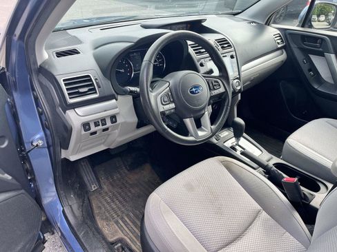 Used 2017 Subaru Forester 2.5i Premium AWD/4WD image 11