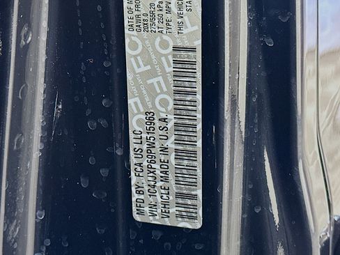 Used 2023 Jeep Wrangler Sahara w/ Cold Weather Group image 12