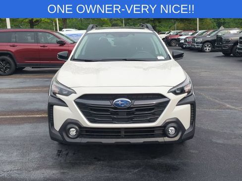 Used 2025 Subaru Outback Premium AWD/4WD image 8