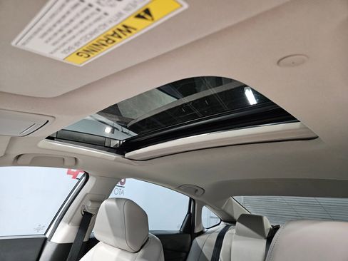 Used 2023 Honda Accord Touring image 25
