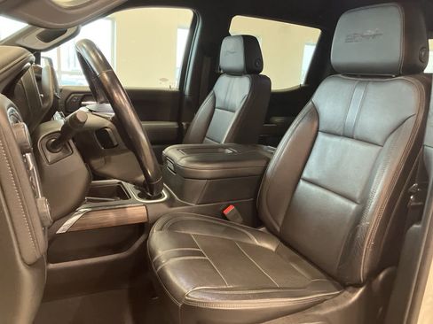 Used 2019 Chevrolet Silverado 1500 High Country image 10