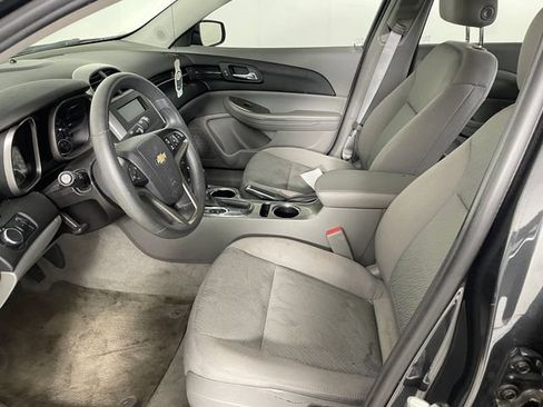 Used 2015 Chevrolet Malibu LS w/ Protection Package FWD image 2