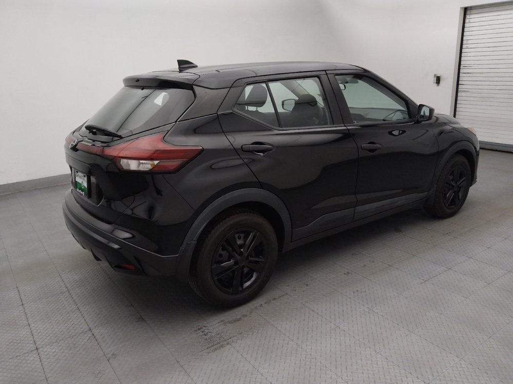 Used 2022 Nissan Kicks S FWD image 10