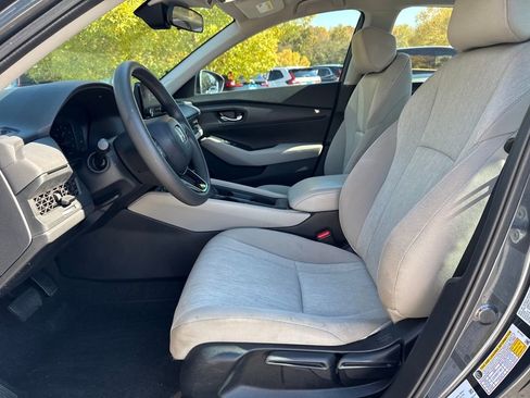 Certified 2023 Honda Accord LX image 9