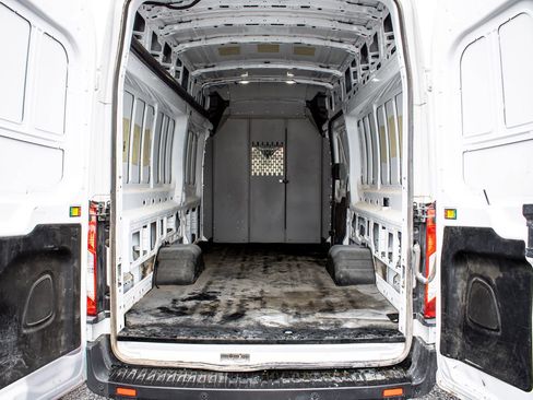 Used 2022 Ford Transit 350 148 High Roof Extended DRW image 12