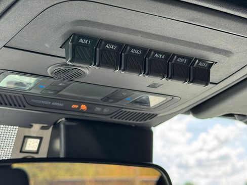 Used 2022 Ford Bronco image 12