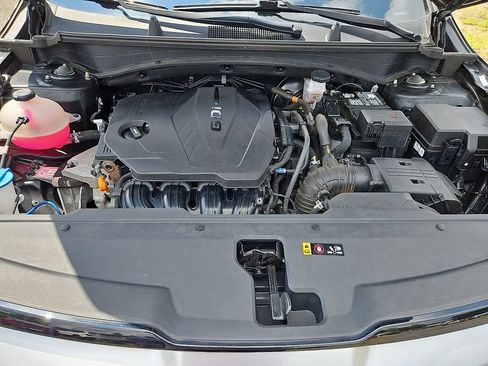 Certified 2023 Kia Sportage EX AWD/4WD image 31