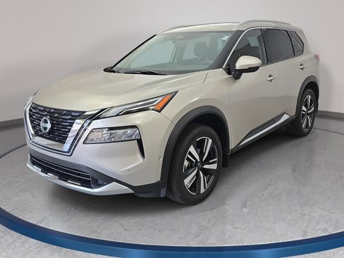 Certified 2023 Nissan Rogue Platinum w/ Platinum Premium Package AWD/4WD image 1