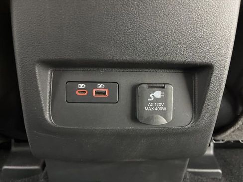 Used 2025 Nissan Frontier SV w/ SV Convenience Package RWD image 44