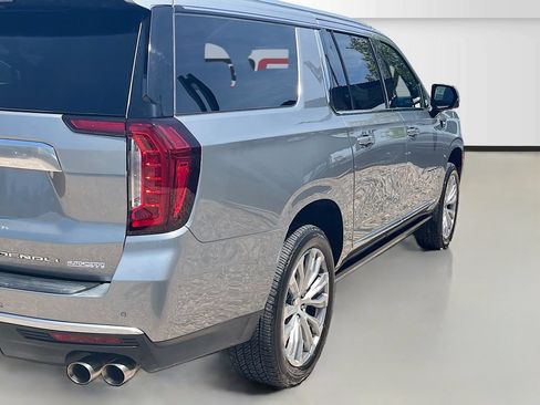 Used 2024 GMC Yukon XL Denali w/ LPO, Floor Liner Package AWD/4WD image 7