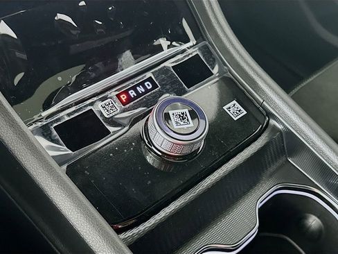 New 2025 Jeep Grand Cherokee Altitude image 12