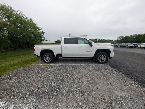 Used 2024 Chevrolet Silverado 2500 LTZ w/ LTZ Plus Package AWD/4WD image 15