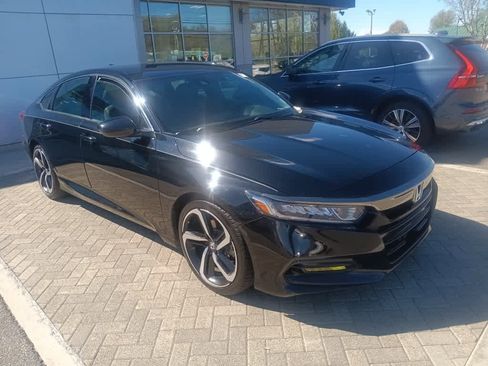 Used 2019 Honda Accord Sport image 7